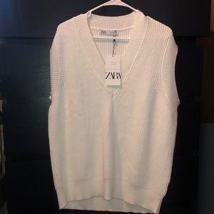 Zara Women’s White Knit Vest